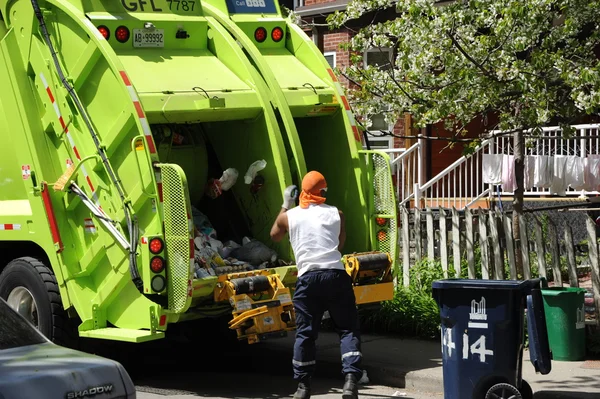 Recogida de basura — Foto de Stock