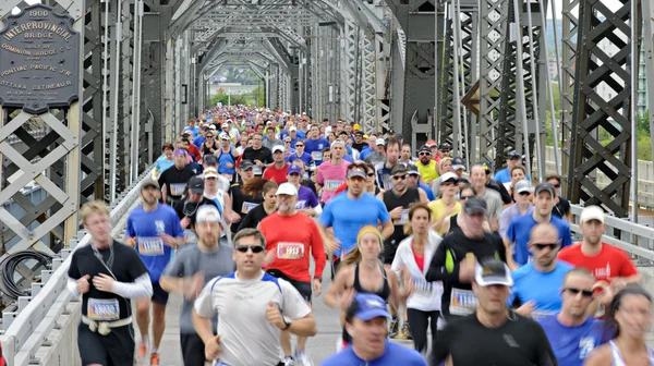 Maratona de Ottawa 2013 Fotos De Bancos De Imagens