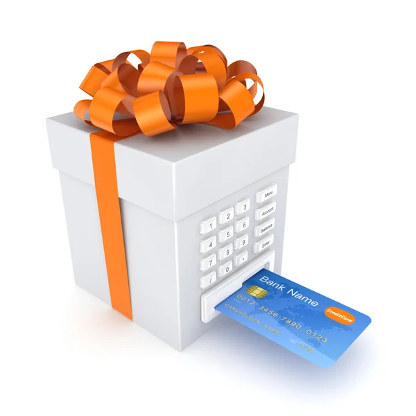 Πιστωτική κάρτα εισάγεται σε ένα κιβώτιο δώρων. — Φωτογραφία Αρχείου