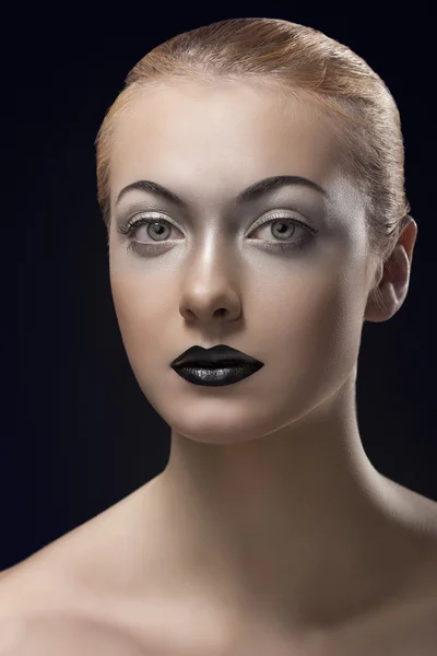 Blonde girl with dark lipstick looks in to the lens — Stock Photo, Image