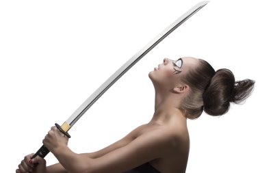 profilde katana ile Japonya tarzı esmer