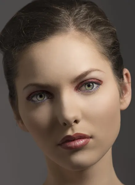 Beauty girl in close-up portrait — Stock Photo, Image