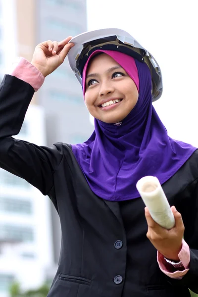 Woman architect at work site — Stock Photo, Image