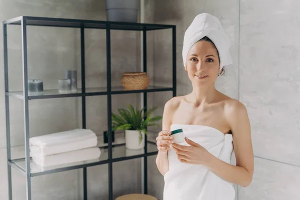 Attractive Caucasian Girl Wrapped Towel Bathing Hair Washing European Lady — Stok fotoğraf