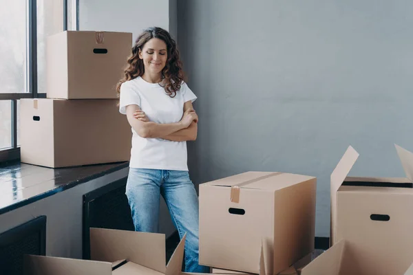 Satisfied Woman Unpacking Boxes Attractive Girl New Apartment Young Woman — Stockfoto