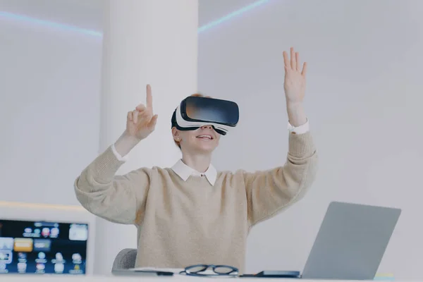 European Girl Headset Click Buttons Virtual Reality Happy Girl Sitting — Zdjęcie stockowe