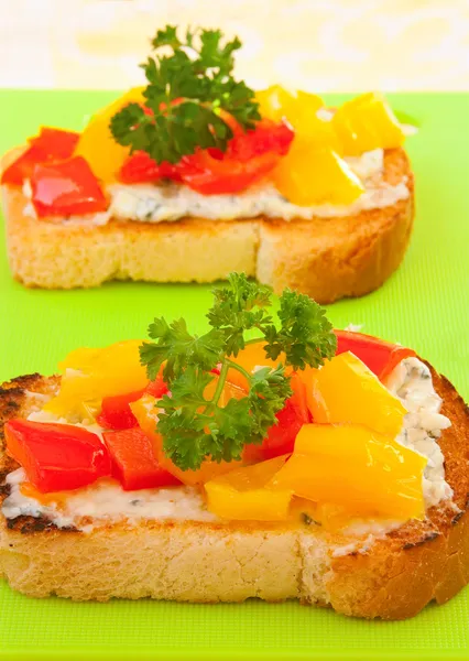 Toasturi cu ardei gras și brânză — Fotografie, imagine de stoc