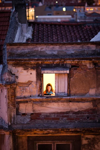 Venster in Baixa, Lissabon — Stockfoto