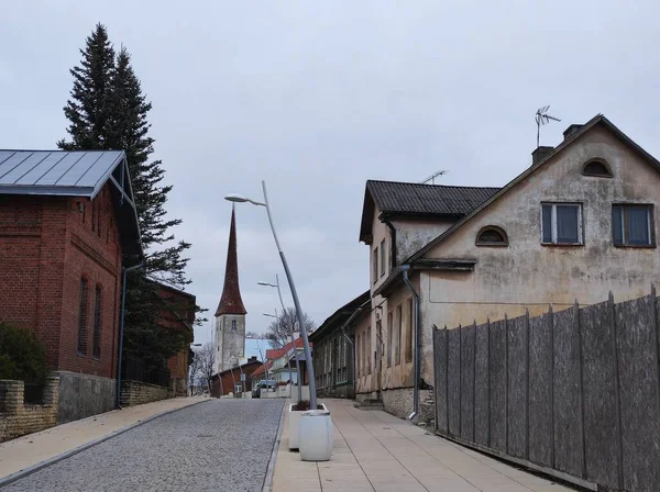 Rakvere Estonia Listopada 2021 Ulica Pikk Kościół — Zdjęcie stockowe
