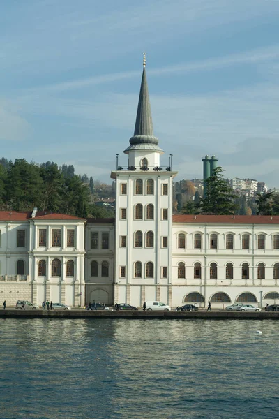 Istanbul Turecko Prosince 2014 Kuleli Vojenskou Střední Školu Bosporu — Stock fotografie