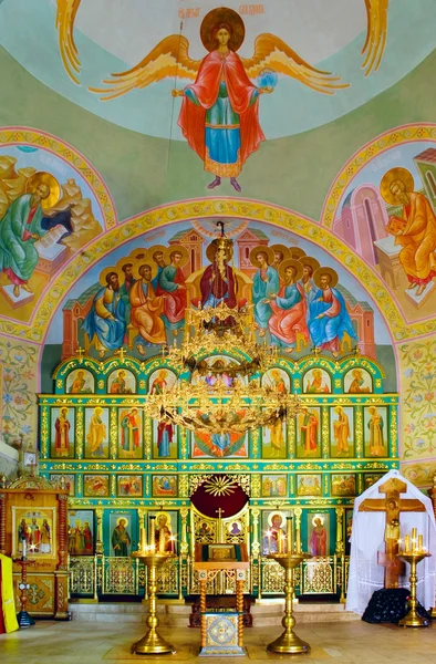 Interior da igreja rural. Rússia — Fotografia de Stock