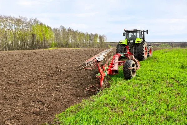 Vårens arbete inom området — Stockfoto