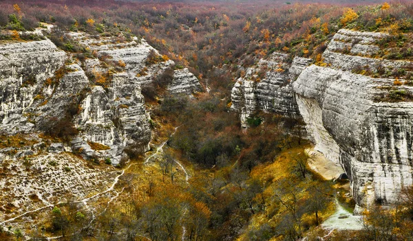 Krymské hory v pozdním podzimu — Stock fotografie