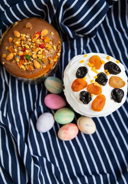 Easter Eggs Easter Cakes Lie Striped Blue Apron Easter Religious — Stock Photo, Image
