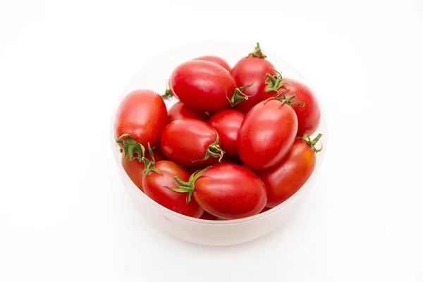 Beyaz arka plan üzerinde izole Kase ıslak domates