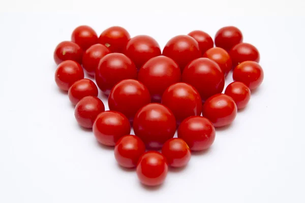 Domates Sevgililer gününde güzel kalp