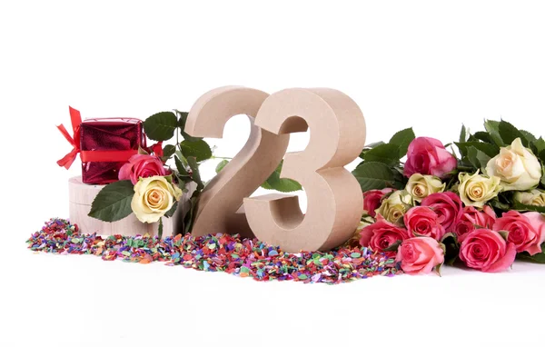 Věk v číslech, zdobí růže — Stock fotografie