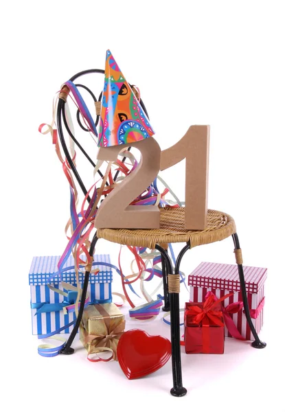 Grattis på födelsedagen med åldern i siffror på partyhumör — Stockfoto