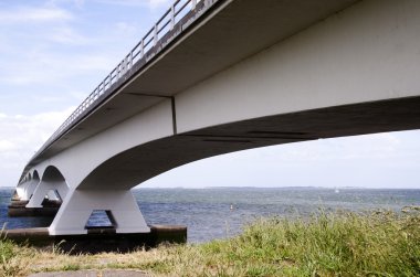 zeelandbrug veya zeeland Köprüsü