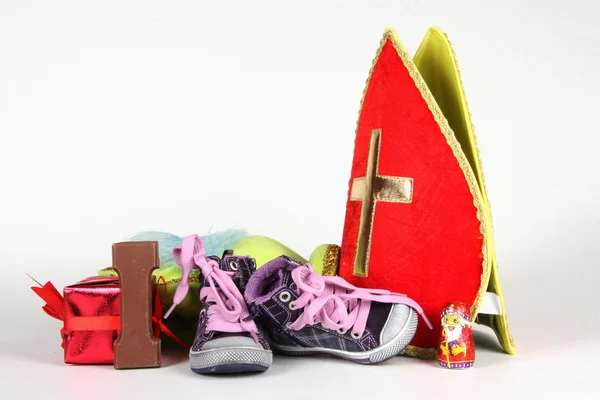 Putting shoes for Sinterklaas eve — Stock Photo, Image