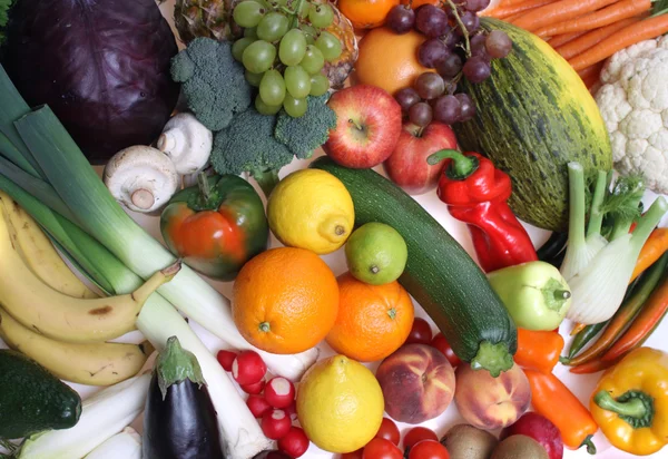 sebze ve meyve kompozisyonu