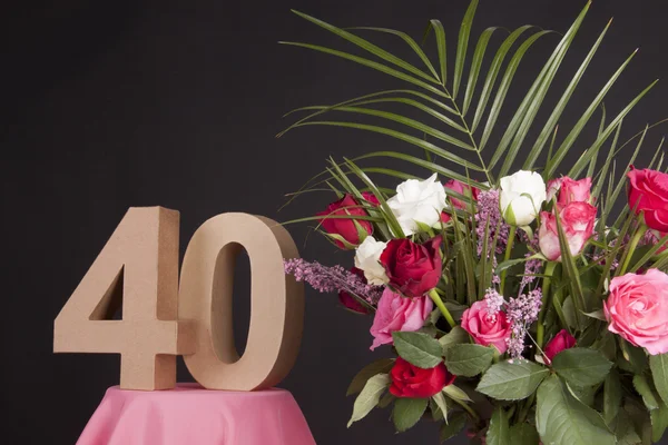 Feliz aniversário com rosas — Fotografia de Stock