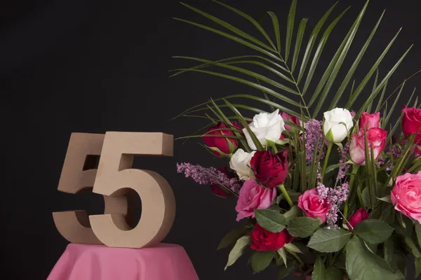 Feliz aniversário com rosas — Fotografia de Stock