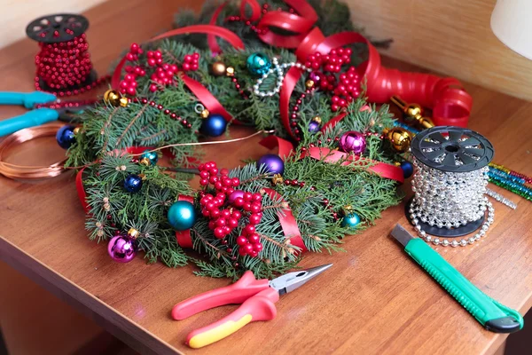 Corona de Navidad de bricolaje — Foto de Stock