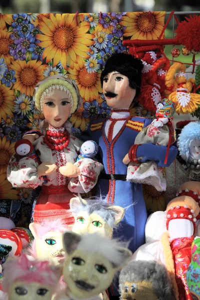KRASNODAR, RUSSIA - SEPTEMBER 28 - Marionette at the fair, Krasnodar city day on 28, September in Krasnodar — Stock Photo, Image