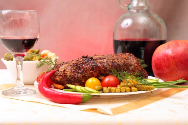 Apetitivo filete asado de cerdo —  Fotos de Stock