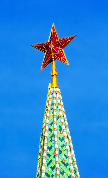 Röd rubin stjärna. Moskva Kreml tower. — Stockfoto