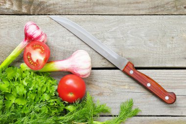 sebze, yeşillik ve bıçak