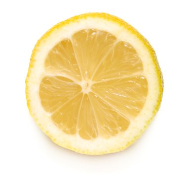 beyaz arkaplanda limon
