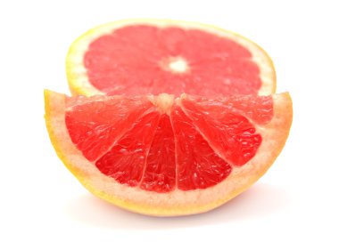 Beyaz arkaplanda greyfurt