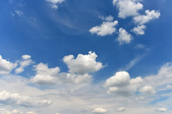 Cielo azul —  Fotos de Stock