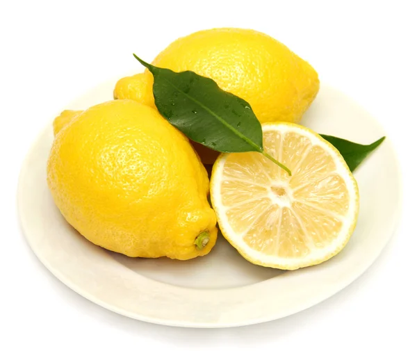 Limones sobre fondo blanco — Foto de Stock