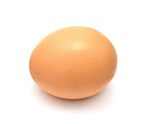 Одно сырое яйцо — стоковое фото