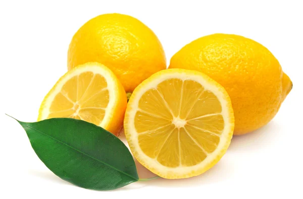 Limón y hoja —  Fotos de Stock