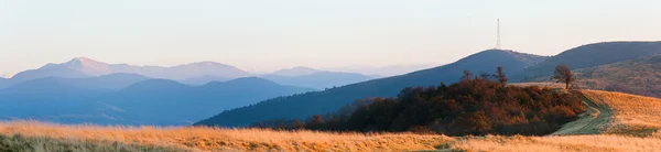 Evening autumn mountain panorama — Stock Photo, Image