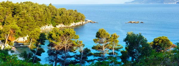 Zomer kustlijn zeezicht (Kroatië) — Stockfoto