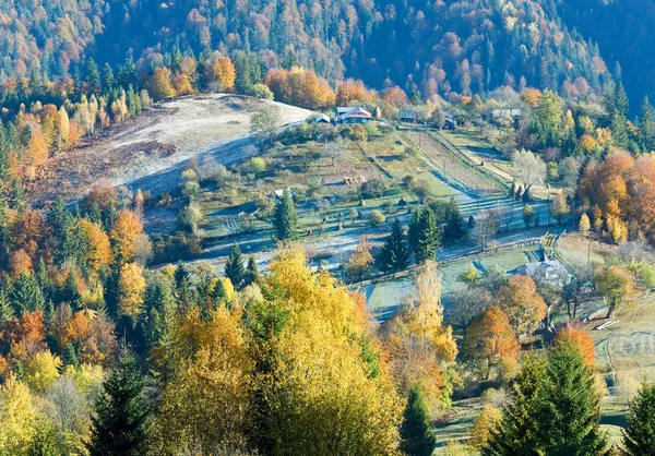 Montagna di autunno Passo di Nimchich — Foto Stock