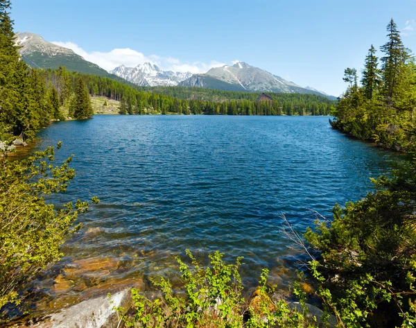 Strbske Pleso (Slovakia) spring view. — Stock Photo, Image