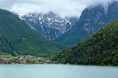 Achensee yaz peyzaj (Avusturya).