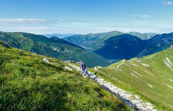 Summer Tatra Mountain (Poland) and family on path — Stock Photo, Image