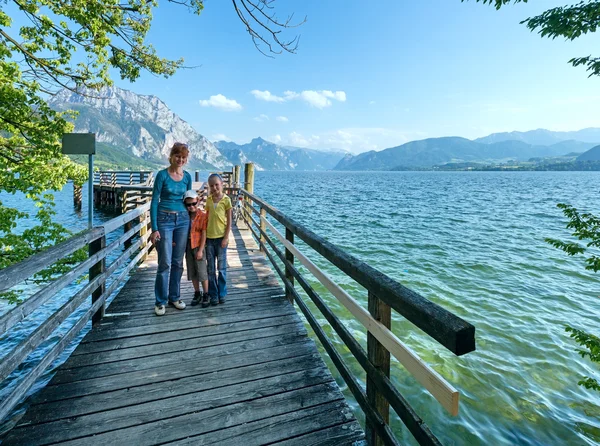 Traunsee zomer lake (Oostenrijk). — Stockfoto