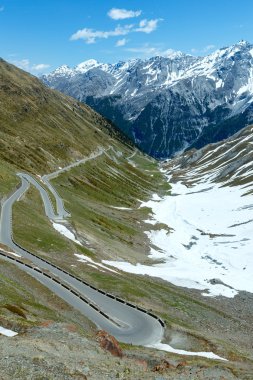 Yaz Stelvio Geçidi (İtalya)