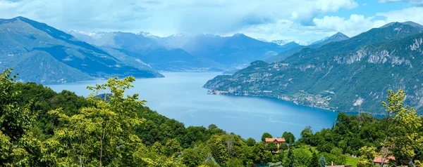 Widok na jezioro Como (Włochy) — Zdjęcie stockowe