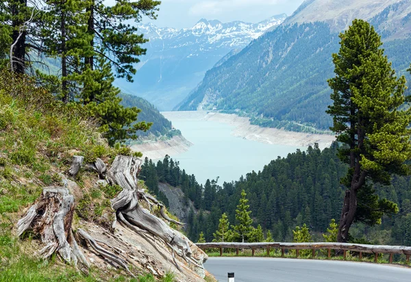 Visa till Gepatsch-Stausee lake (Österrike) — Stockfoto