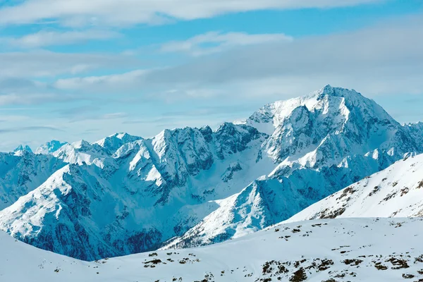 Πρωί χειμώνα σκι θέρετρο molltaler gletscher (Αυστρία). — Φωτογραφία Αρχείου