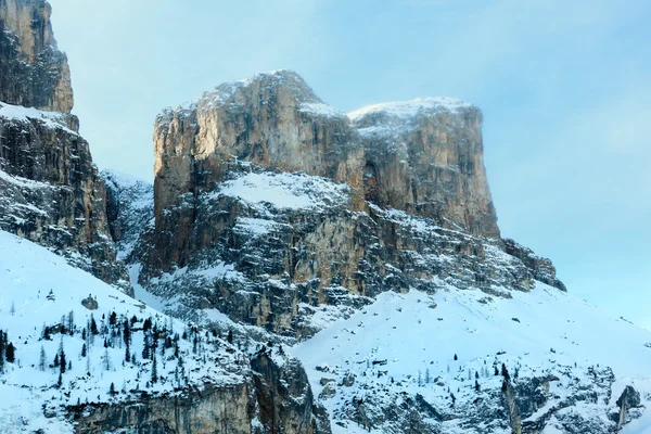 Утренняя зима Перевал Гардена в Доломитах Южного Тироля, Италия . — стоковое фото